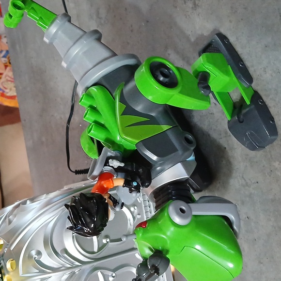 Rusty Rivets and Botasaurus Toy Bundle - Picture 9 of 9